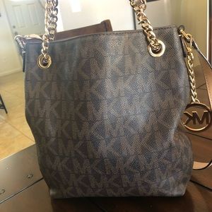 Michael kors handbag